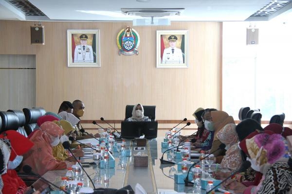 Rapat Perdana TP PKK Sumut Tahun 2022, Nawal Minta Pokja Tetap Komitmen Laksanakan Program